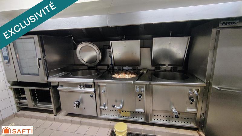 Local commercial - 450 m² - 11 pièces