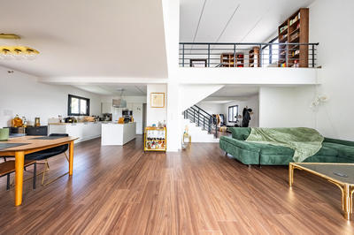 Maison - 168 m² - 6 pièces