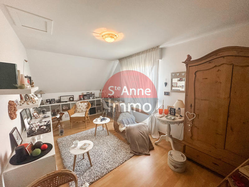Maison - 195 m² - 11 pièces