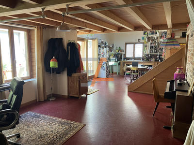 Loft - 96 m² - 3 pièces