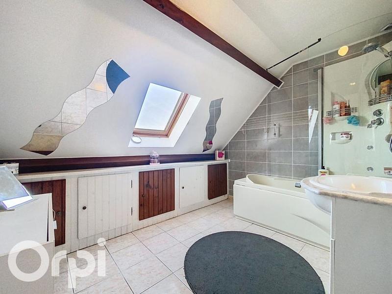 Maison - 168 m² - 6 pièces