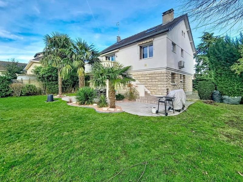 Maison - 125 m² - 6 pièces