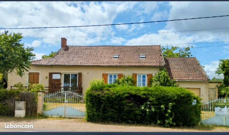 Maison - 150 m² - 8 pièces