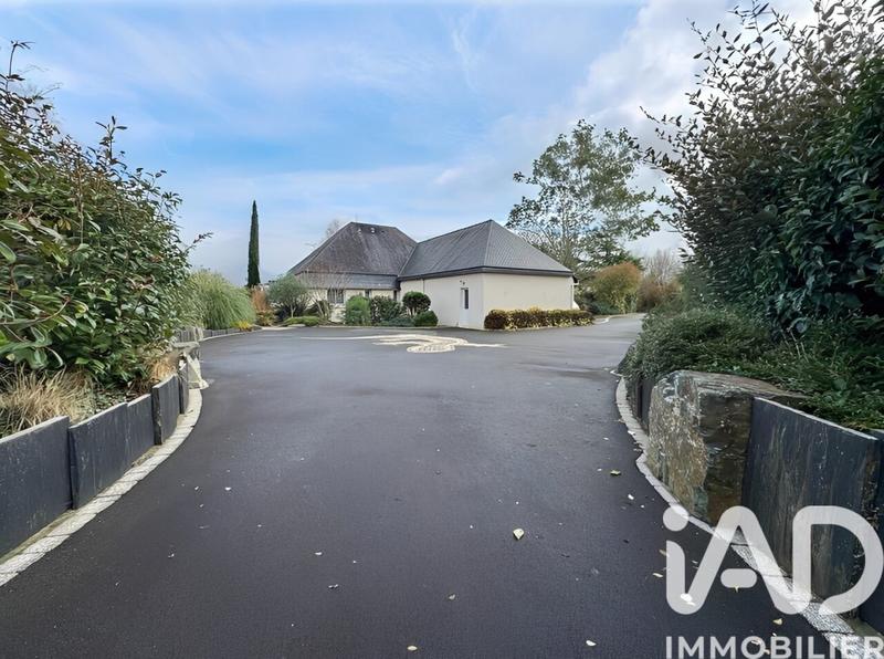 Maison - 175 m² - 6 pièces