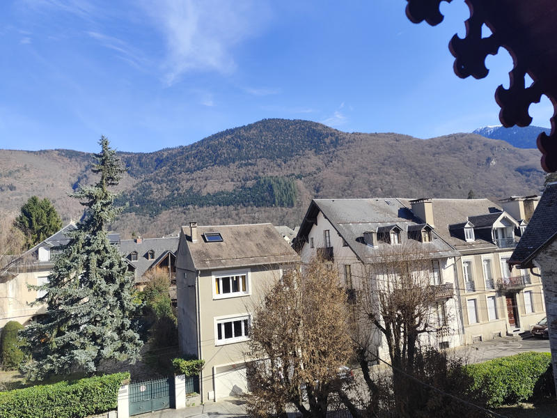 Appartement - 77 m² - 5 pièces