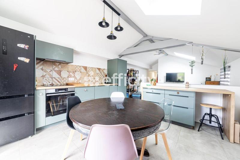 Maison - 60 m² - 3 pièces