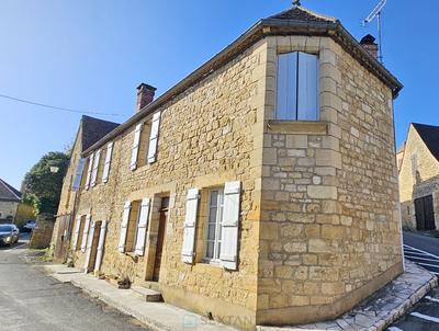 Maison - 142 m² - 7 pièces