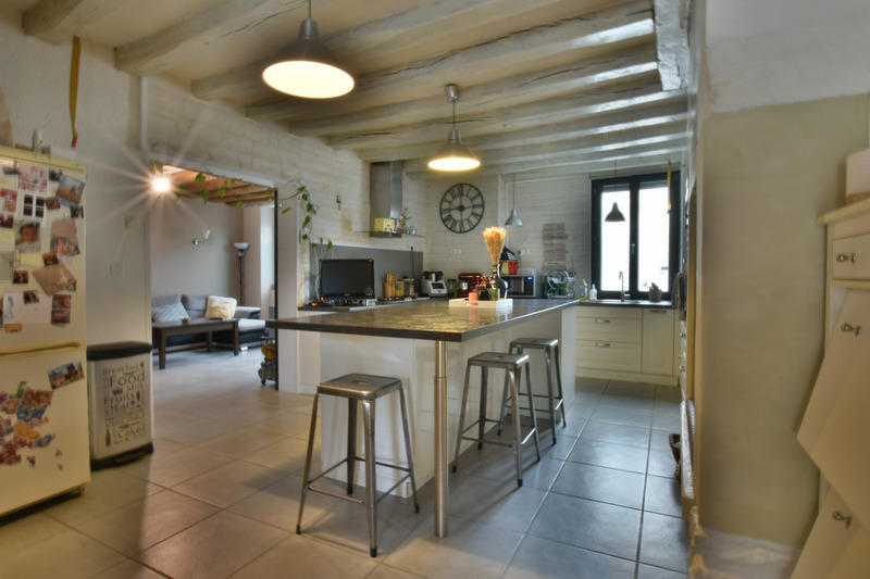 Maison - 147 m² - 6 pièces