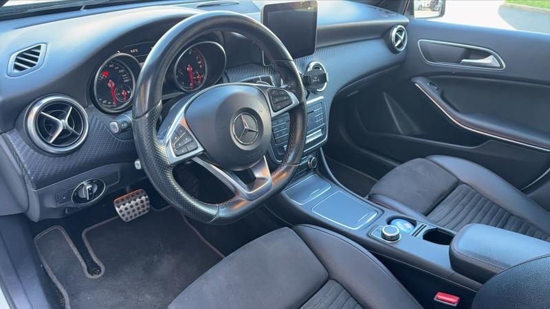 Mercedes Classe a W176 200 1.6 Ti 16v 7g-Dct 156 Ch Amg Line - Automatique Toit ouvrant