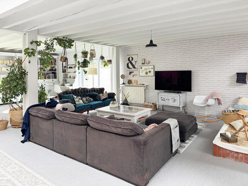 Loft - 471 m² - 8 pièces