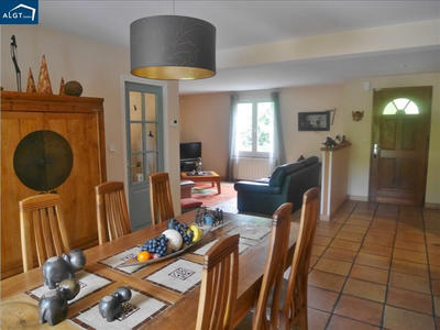 Villa - 175 m² - 6 pièces