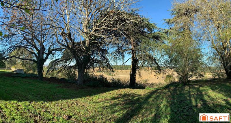 Château - 624 m² - 20 pièces