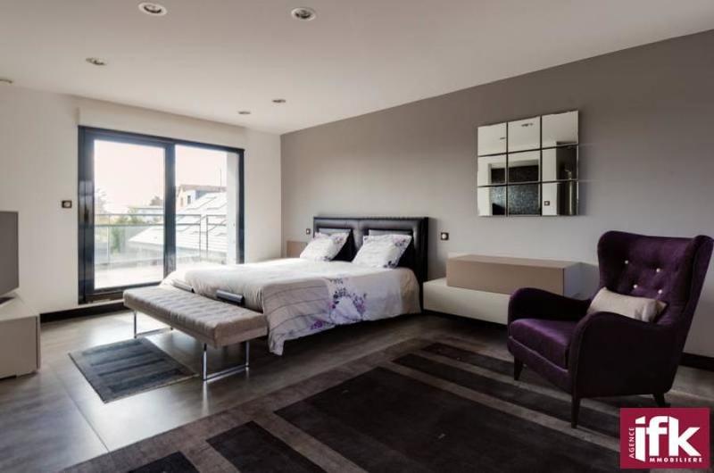 Propriété - 230 m² - 6 pièces