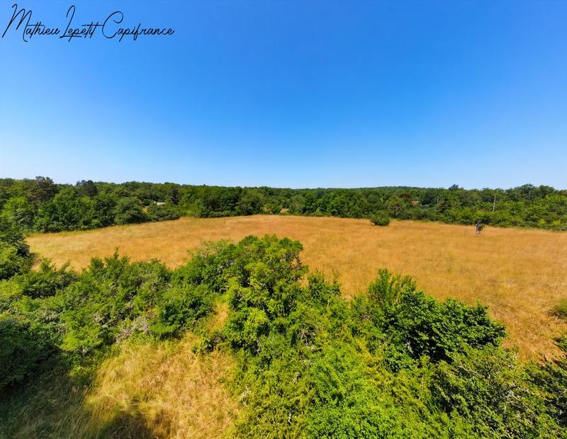 Terrain constructible - 13 200 m²