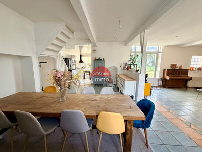 Maison - 197 m² - 7 pièces