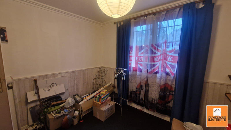 Maison - 104 m² - 4 pièces