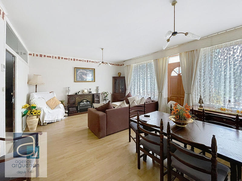 Maison - 157 m² - 6 pièces