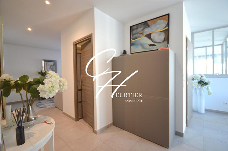 Appartement - 105 m² - 4 pièces