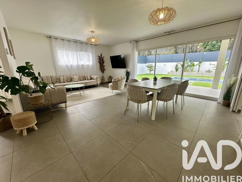 Maison - 163 m² - 6 pièces