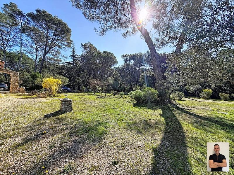 Maison - 205 m² - 5 pièces