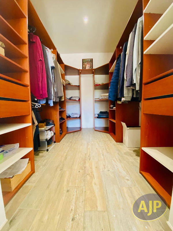 Maison - 145 m² - 5 pièces