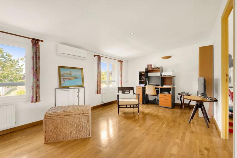 Maison - 148 m² - 6 pièces