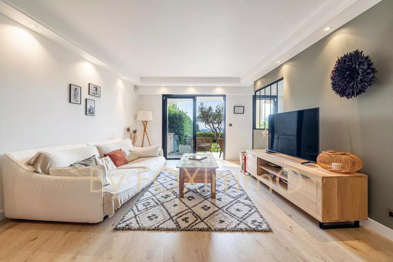 Appartement - 115 m² - 5 pièces