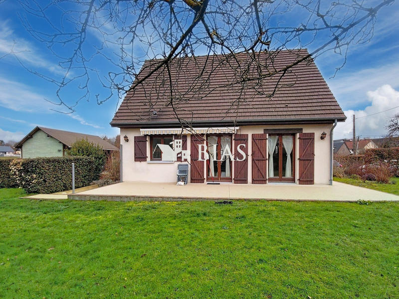 Maison - 90 m² - 6 pièces