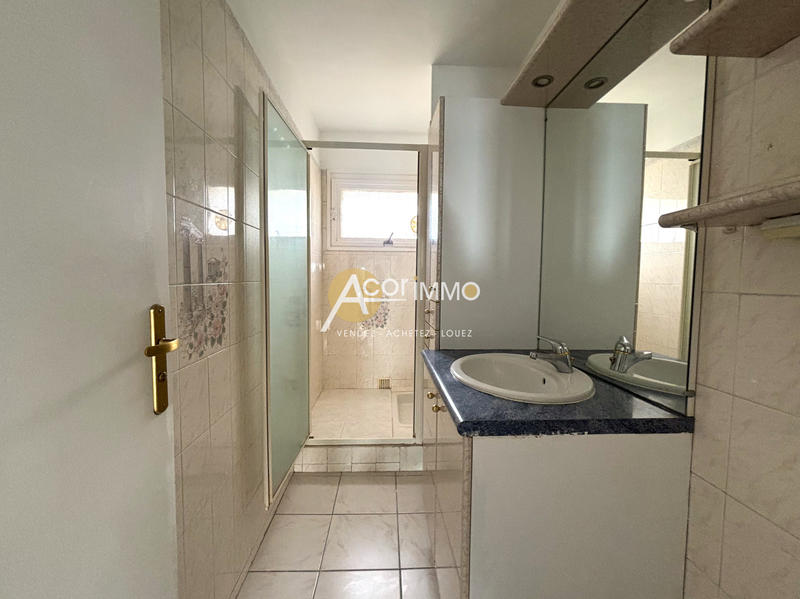 Appartement - 72 m² - 4 pièces