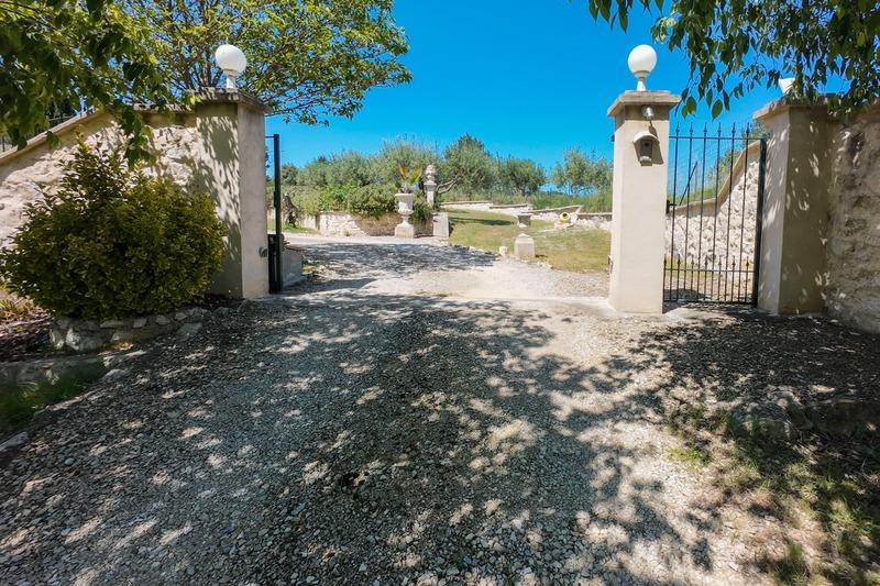 Mas - 130 m² - 5 pièces