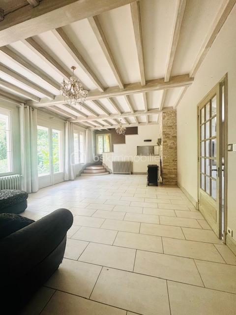 Propriété - 180 m² - 8 pièces