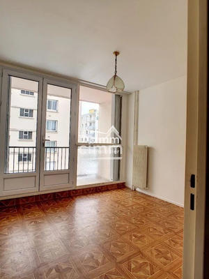 Appartement - 72 m² - 4 pièces