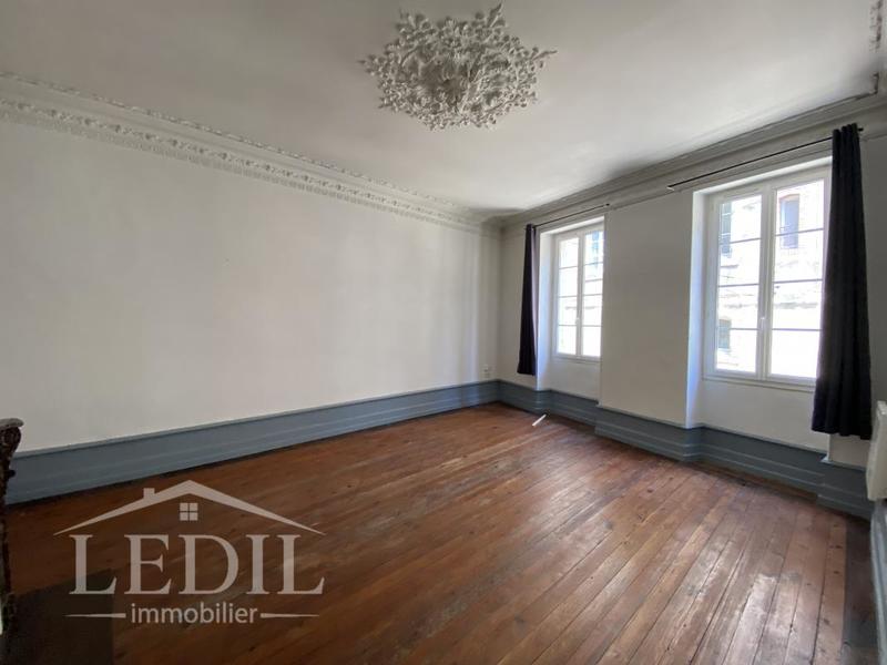 Immeuble - 300 m² - 6 pièces