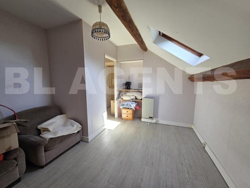 Propriété - 130 m² - 6 pièces