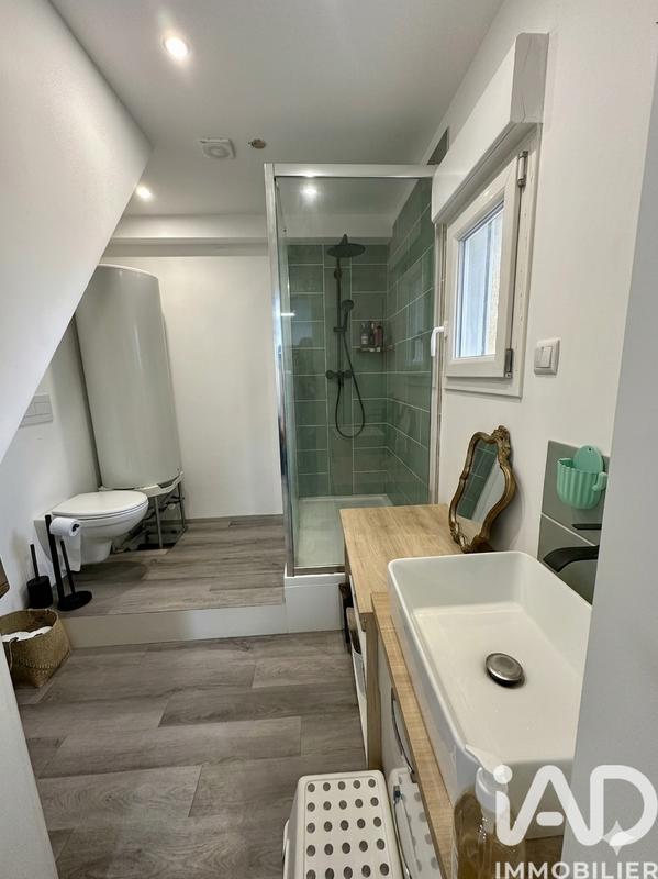 Maison - 341 m² - 11 pièces