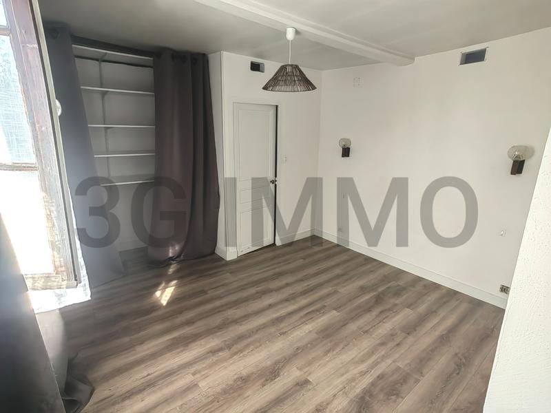 Maison - 101 m² - 5 pièces