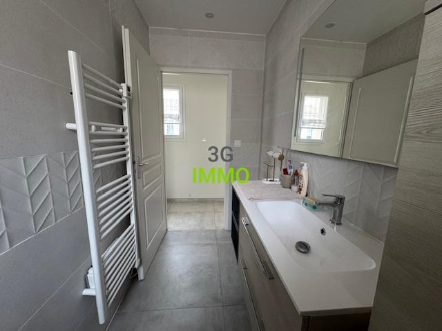 Maison contemporaine - 146 m² - 6 pièces