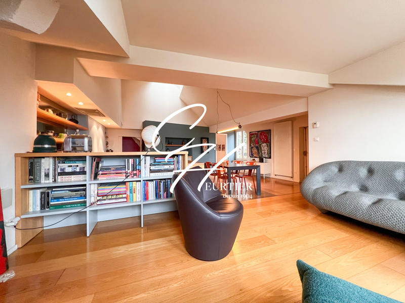 Appartement - 183 m² - 5 pièces