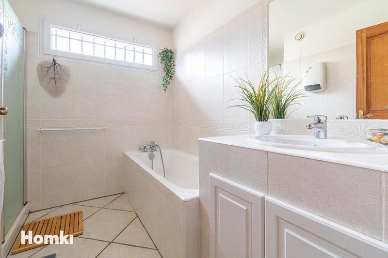 Maison - 115 m² - 5 pièces