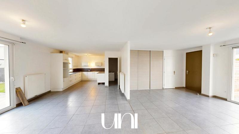 Maison - 98 m² - 4 pièces