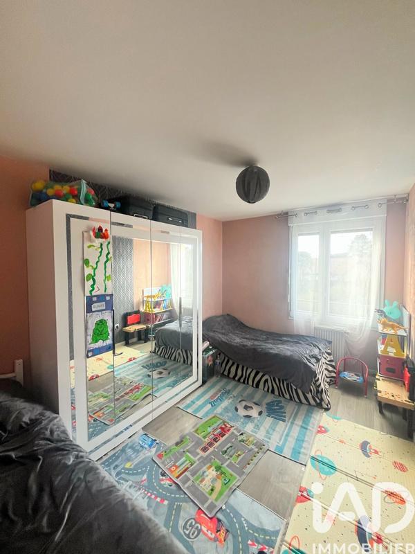 Maison - 94 m² - 5 pièces