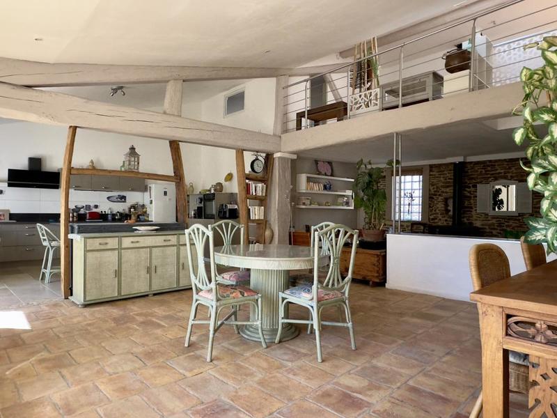 Maison - 174 m² - 6 pièces