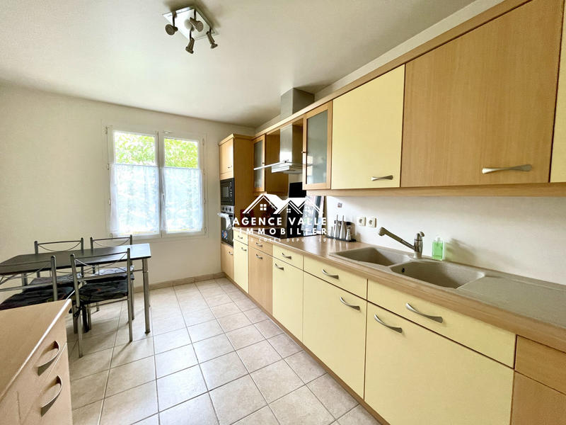 Maison - 139 m² - 7 pièces