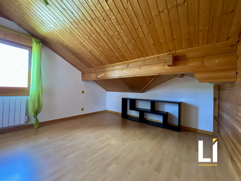 Châlet - 102 m² - 5 pièces