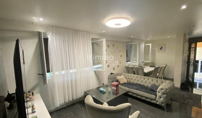 Maison de ville - 75 m² - 4 pièces