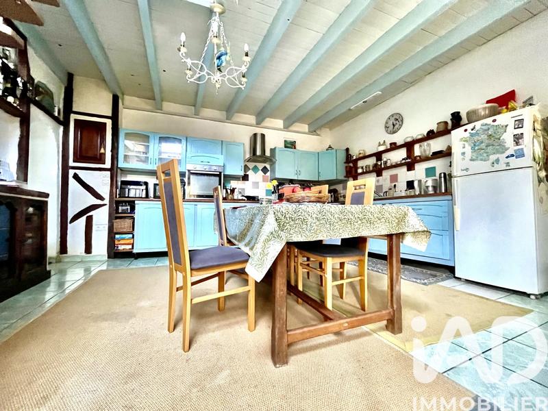 Maison - 177 m² - 6 pièces