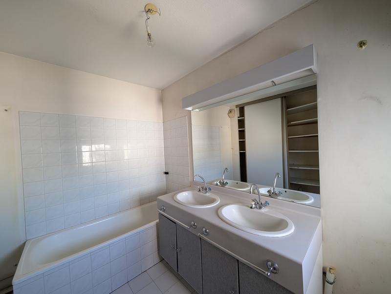 Appartement - 88 m² - 3 pièces