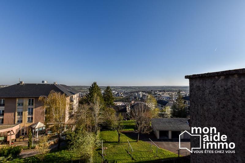 Maison - 114 m² - 6 pièces