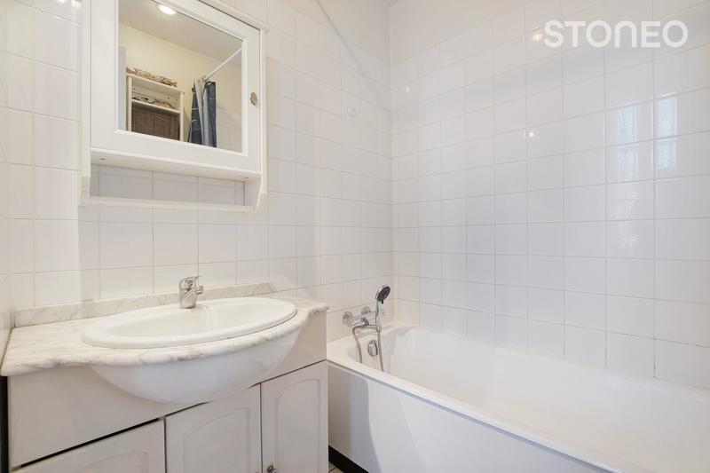 Appartement ancien - 70 m² - 4 pièces