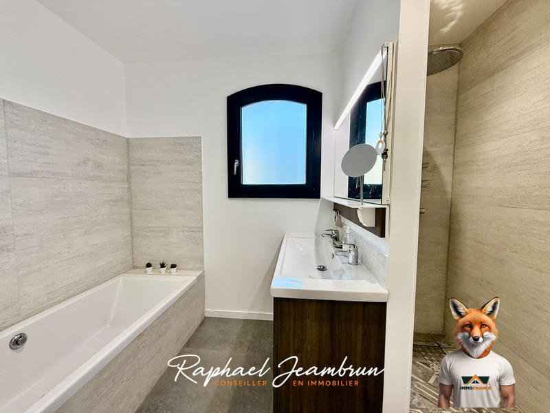 Maison - 151 m² - 6 pièces